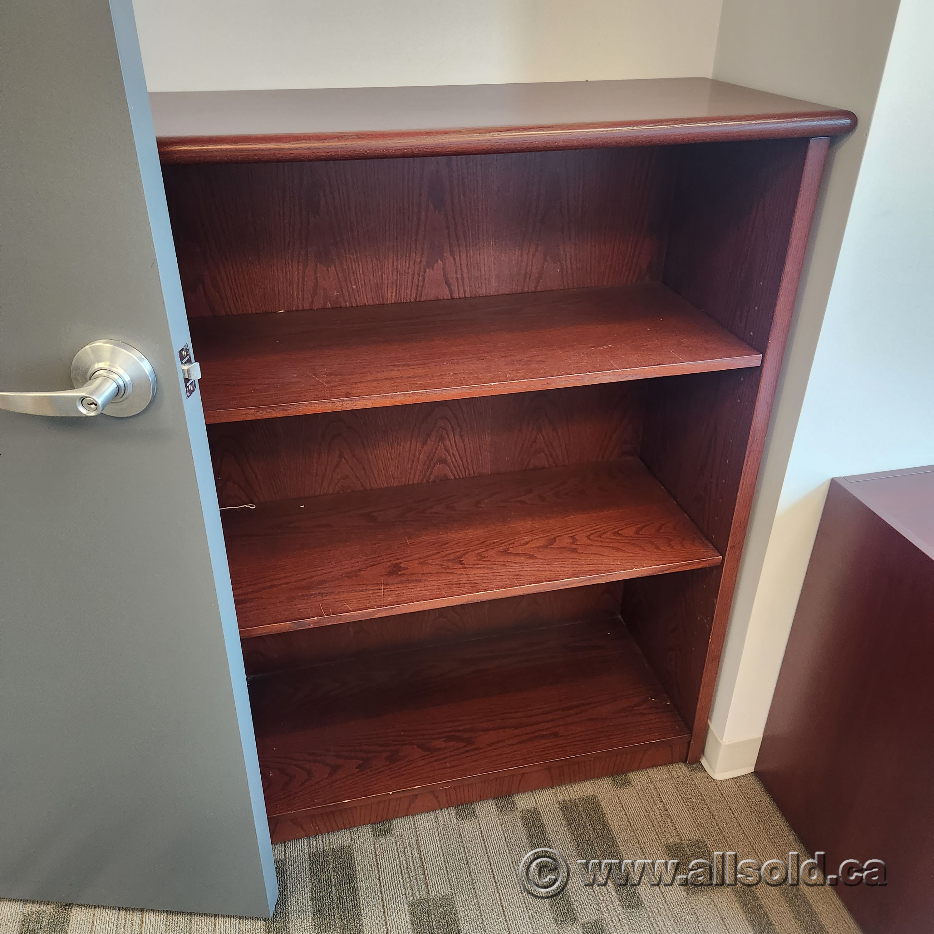 Mahogany 3 Shelf Bookcase with Adjustable Shelves, Overhang Top